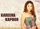 17843-kareena-kapoor