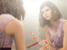 selena-gomez-kiss-and-tell-677