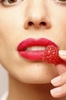 daniel-sandler-lips
