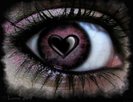 Eye_Heart_U_by_deaddolliecandy