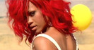 Rihanna (2)