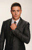 zac-efron-812236l-poza
