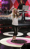 avril-lavigne-031411-2