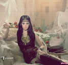 Si acum , inainte sa incepem , sa vedem cum se simt cele trei finaliste : Selena , Miley si Ty!