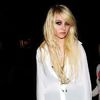 Pretty-Reckless-At-New-York-Fashion-Week-September-10-taylor-momsen-8095095-500-800