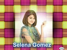selenaGomez (4)
