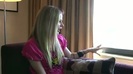 Avril Lavigne Interview 095