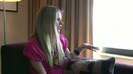 Avril Lavigne Interview 096