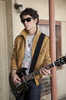 JONAS-LA-nick-jonas-13532778-332-500