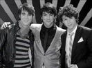 Jonas-Brothers---The-3D-Concert-Experience