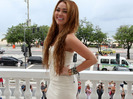 Miley Cyrus (112)