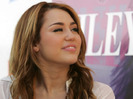 Miley Cyrus (120)