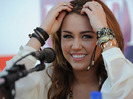 Miley Cyrus (124)