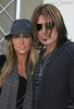 307872-billy-ray-et-tish-cyrus-637x0-3