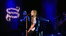 Avril Lavigne - What The Hell (AOL Sessions) 0495