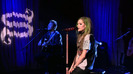 Avril Lavigne - What The Hell (AOL Sessions) 0498