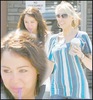 miley-cyrus-with-mom-leticia-tish