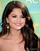 normal_selena-gomez-039