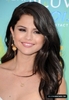 normal_selena-gomez-063