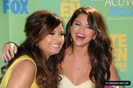 normal_selena-gomez-105