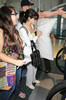 Selena Gomez Selena Gomez MIami Airport Ck9vfaTdrbXl