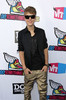Justin+Bieber+2011+VH1+Something+Awards+Red+06PhW6pneOTl
