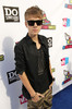 Justin+Bieber+2011+VH1+Something+Awards+Red+AYEyHXYo8xHl