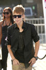 Justin+Bieber+2011+VH1+Something+Awards+Red+kSi5biZ7IN9l