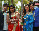 33162-kerala-people-welcomes-alekh-sadhna-ranvir-and-ragini