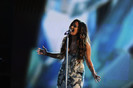 Demi Lovato 2011 VH1 Something Awards Show LJub1g0kE-jl