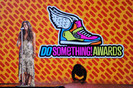 Demi Lovato 2011 VH1 Something Awards Show W8vtOFeKiU0l