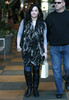 Demi Lovato Demi Lovato Shopping Eating Mall p_QJ3Znuh52l