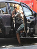 Miley Cyrus Miley Cyrus Catching Flight LAX Y1dkMbmrfnMl