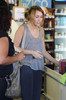 Miley Cyrus Miley Cyrus Erewhon Natural Foods KoEEc2l14Dpl