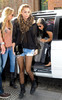 Miley+Cyrus+Miley+Cyrus+Shops+Gets+Lunch+1yMicvNsyeRl