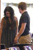Vanessa+Hudgens+Vanessa+Hudgens+Josh+Hutcherson+lsWaNucKFwwl