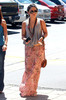 Vanessa+Hudgens+Vanessa+Hudgens+Shops+Venice+vaPhDgw7_vQl