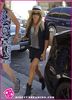 ashley-tisdale-goes-shopping-with-her-mom