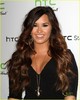 demi-lovato-htc-status-03