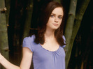 alexis-bledel-283911l-poza