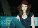 alexis-bledel-712290l-poza