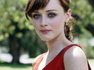 alexis-bledel-780729l-poza