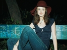 alexis-bledel-803177l-poza