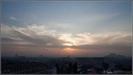A mers in camera,si sa se imbrace!