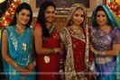 39565-gayatri-with-her-mother-suhani-and-lolita