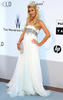 paris-hilton-503279l