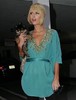 Paris_Hilton_1238089733_2