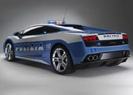 O masina noua si puternica pentru politia Italiana ca sa prinda mai usor