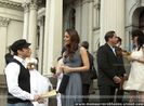 38658-kareena-kapoor-talking-to-sohail-khan