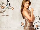 14022-kareena-kapoor-1201